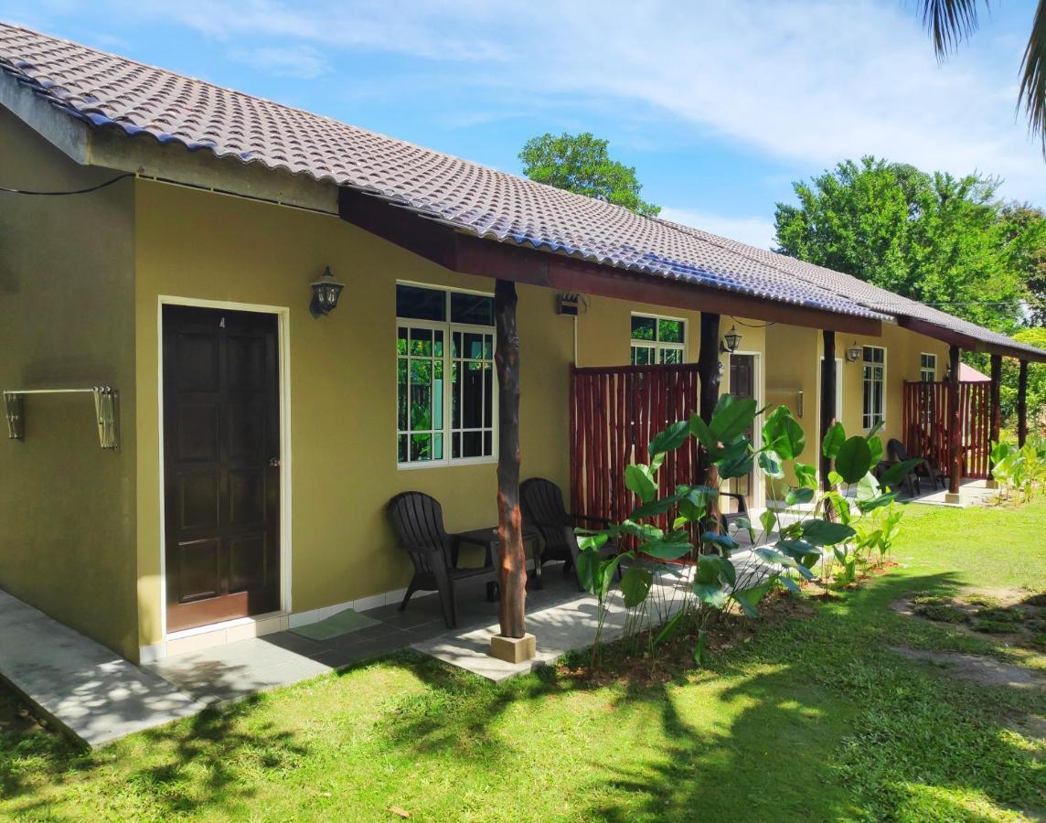 Sunset Bay Cottage Langkawi Exterior photo